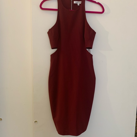 Elizabeth and James Dresses & Skirts - Elizabeth and James dark red cutout dress